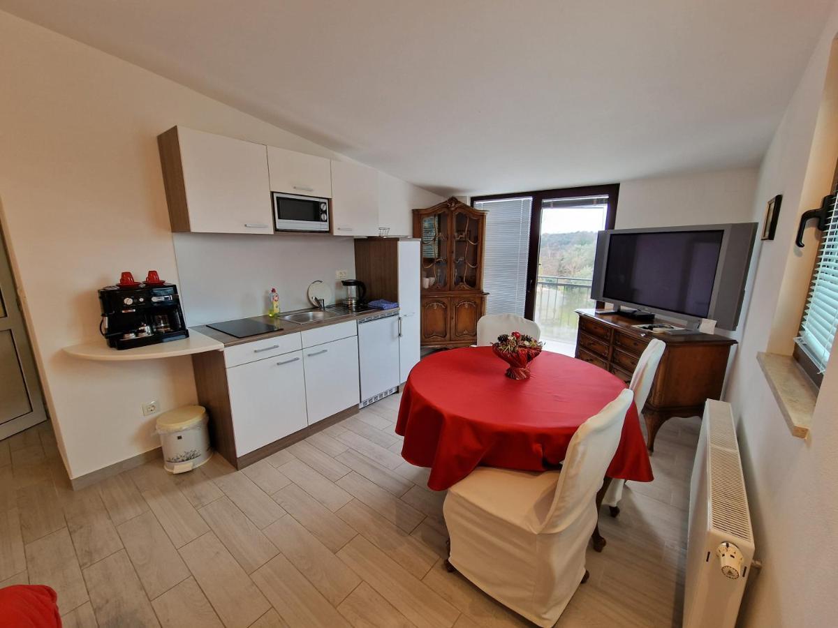 רוביני Keser Apartments מראה חיצוני תמונה