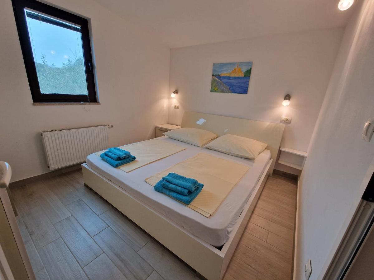רוביני Keser Apartments מראה חיצוני תמונה