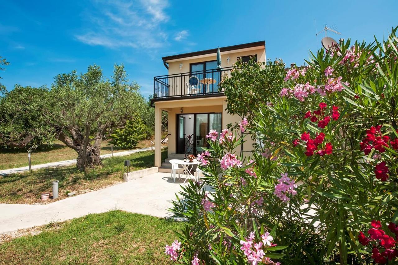 רוביני Keser Apartments מראה חיצוני תמונה