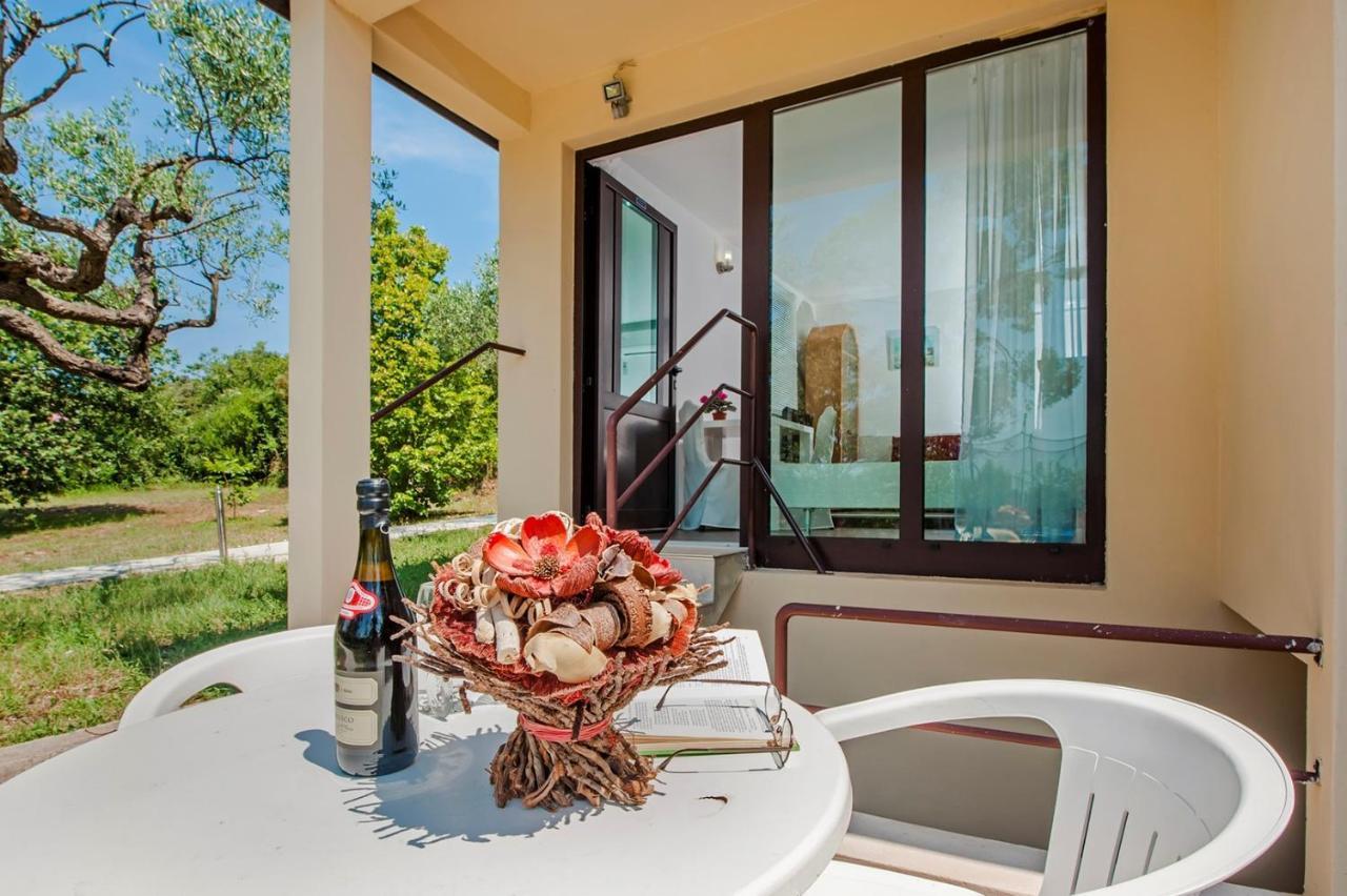 רוביני Keser Apartments מראה חיצוני תמונה