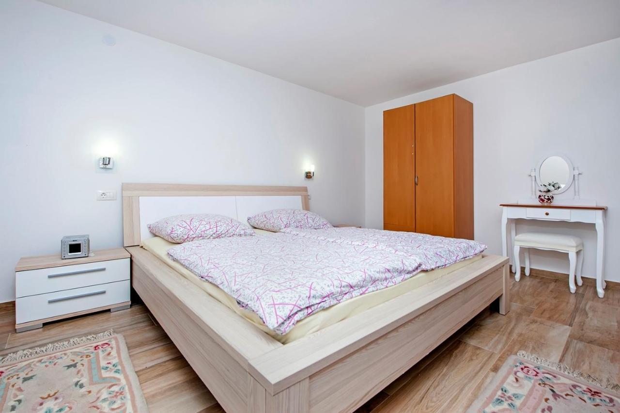 רוביני Keser Apartments מראה חיצוני תמונה