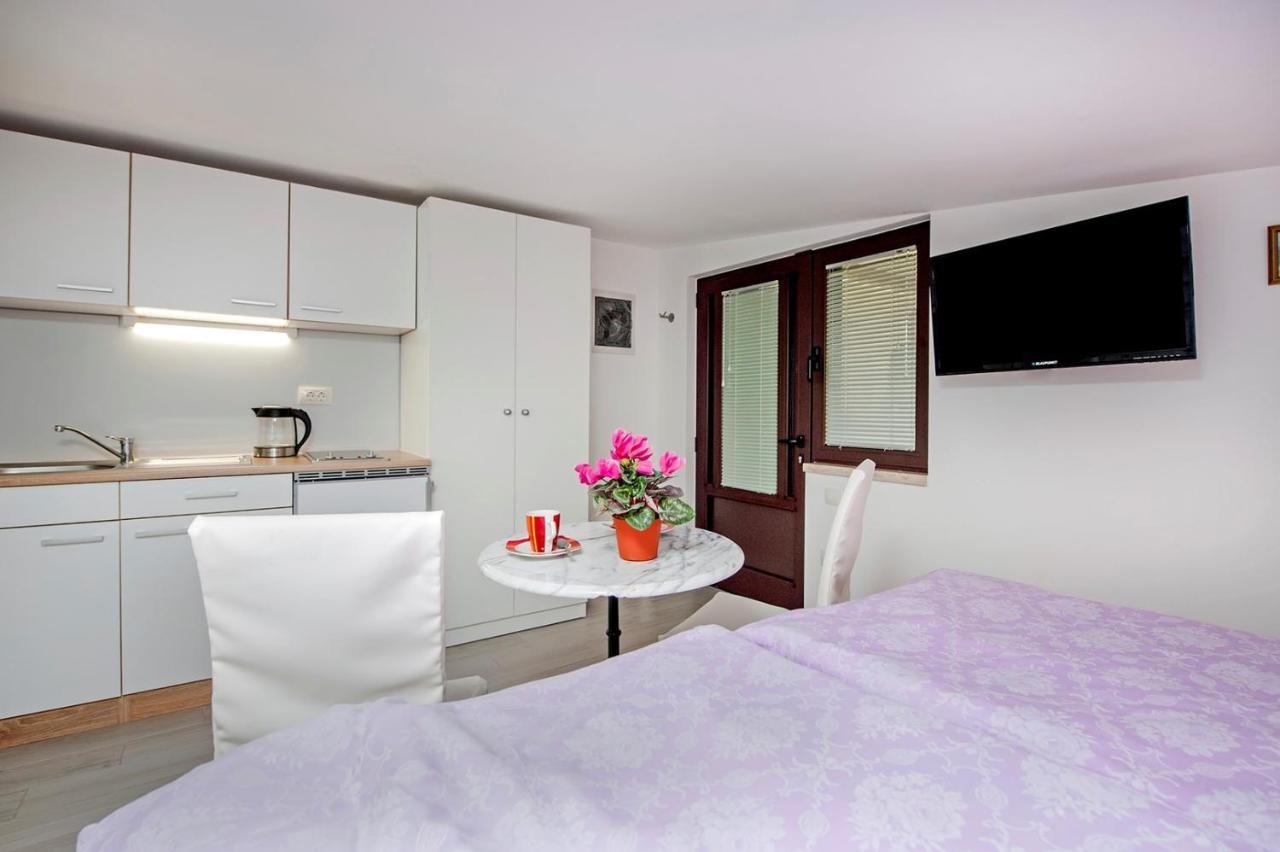 רוביני Keser Apartments מראה חיצוני תמונה
